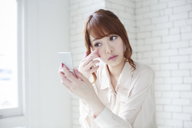 下まぶたにあらわれる症状ごとの原因